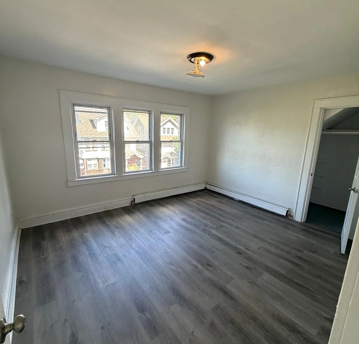 2 bed, $1,600 — Photo 2