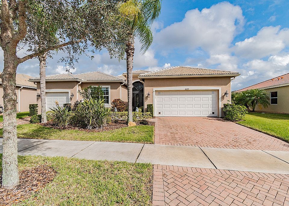 1st image of 16204 Diamond Bay Dr