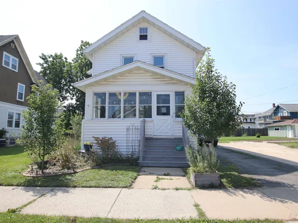 48 E 9th St, Fond Du Lac, WI 54935