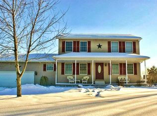 7451 Yager Rd, Saint Clair, MI 48079