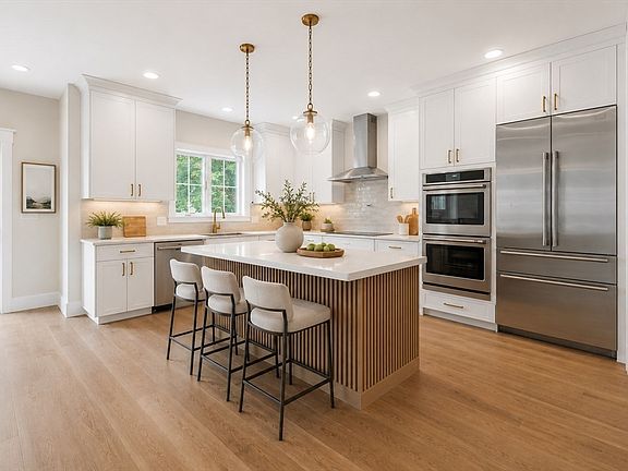 2nd image of 54 Hawthorn Ave