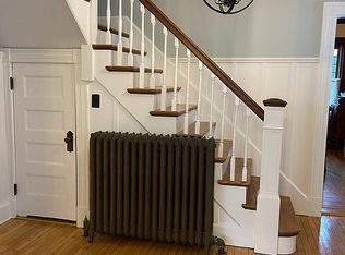 4 Maple Ave, Ipswich, MA 01938