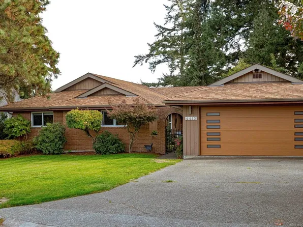 4413 Strom Ness Pl, Saanich, BC V8Z 6S7