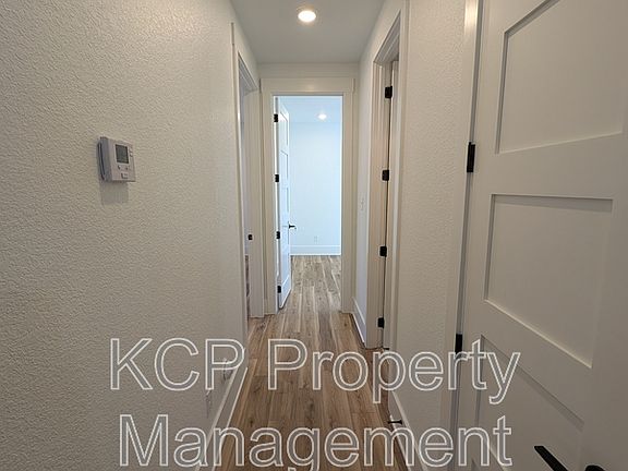 5th image of 1813 N Garland Ave