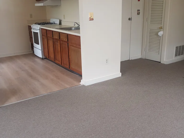 1501 Chapel St #7 — Photo 3
