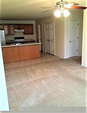 3rd image of 1585 N Evening Shade Dr