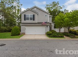 102 W Oaks Pl, Woodstock, GA