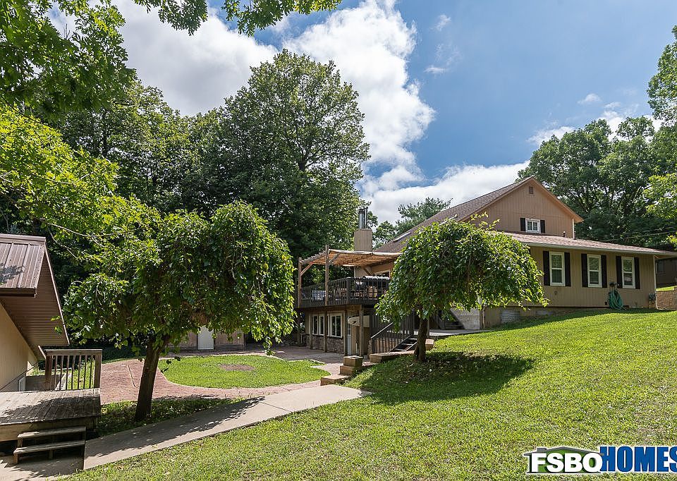 1st image of 3664 Coral Cove Ln NE