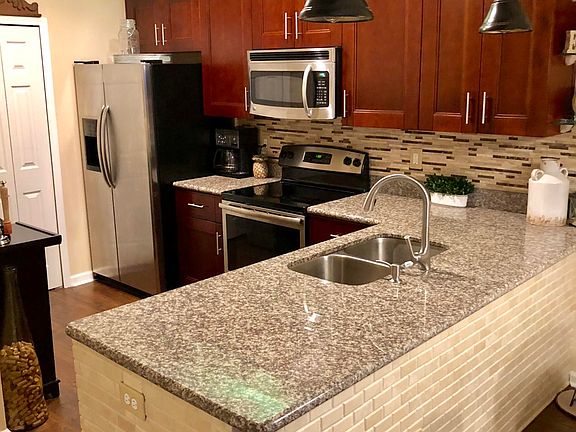 2nd image of 11332 Estancia Villa Cir #702