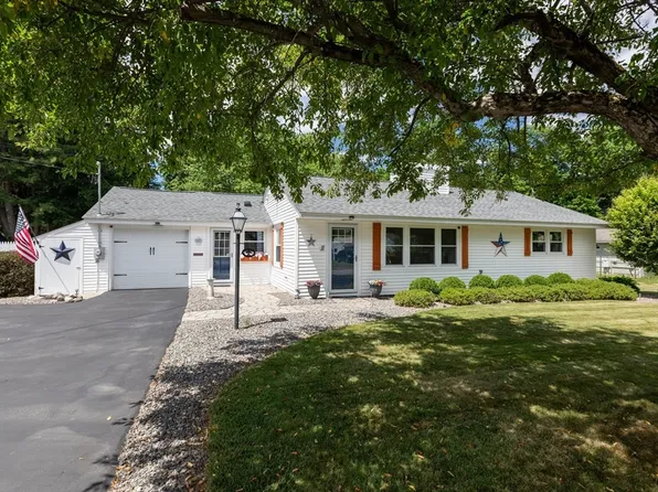 11 Blake Ave, West Boylston, MA 01583