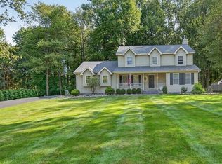 23 Orchard Park Dr, Clifton Park, NY 12065