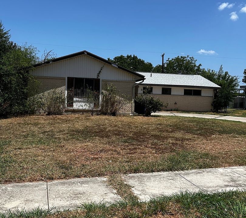 1st image of 327 SCOTTY DR