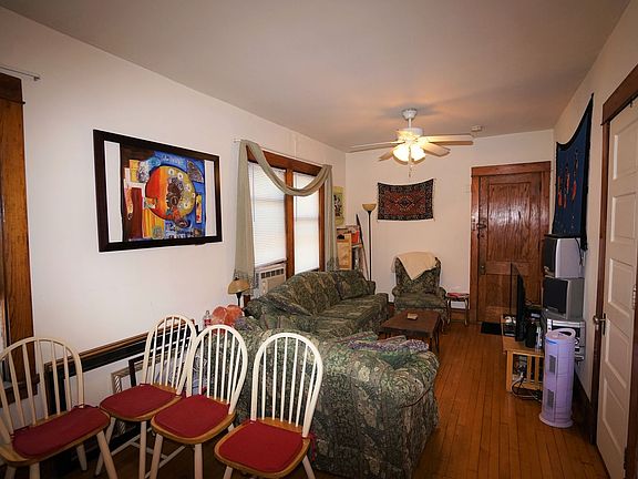 4th image of 340-342 W Wilson St #340-2
