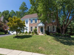 8950 Cross Chase Cir, Lorton, VA 22079