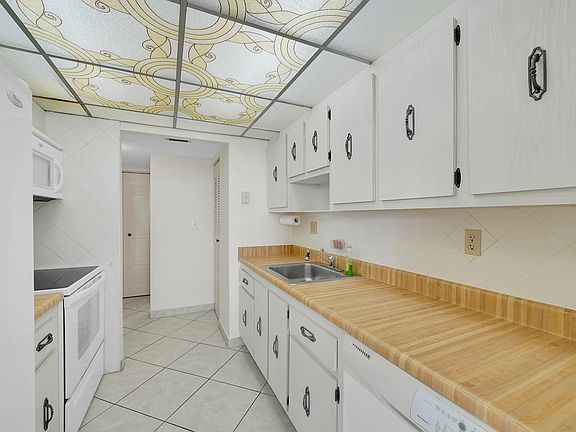 3rd image of 301 174th Street #1506