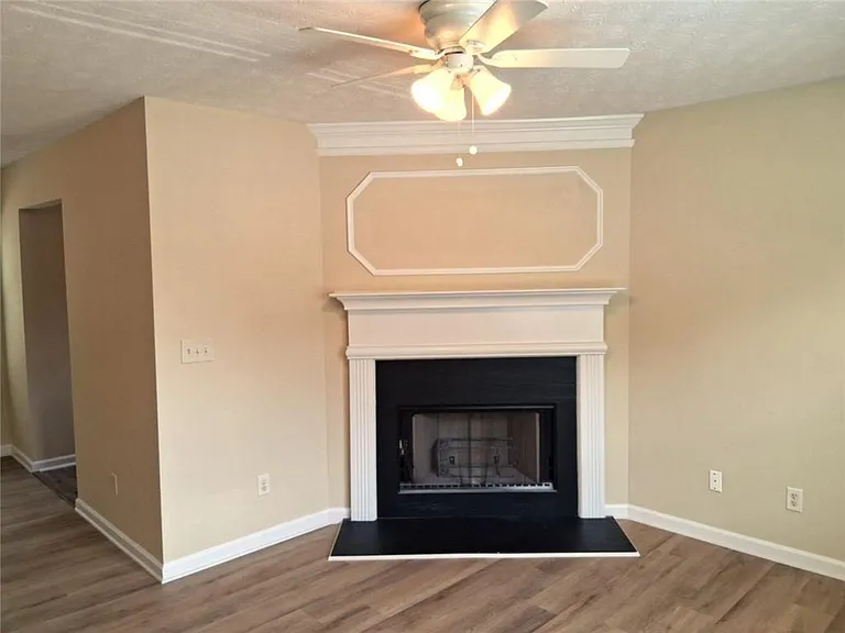 3617 Oakland Spring Ct — Photo 10