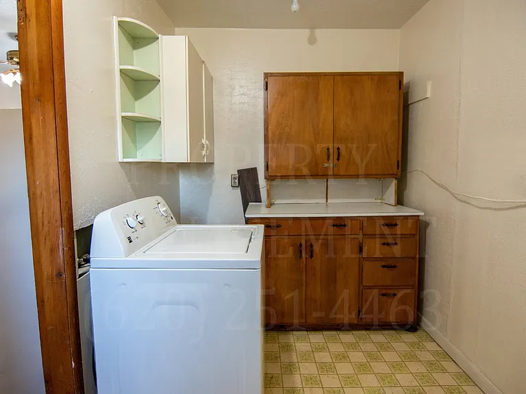 1418 Velma Dr — Photo 20