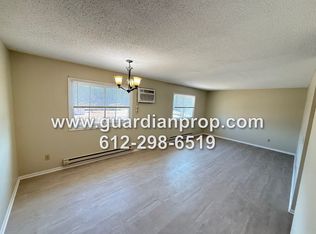 1711 Beebe Rd APT 3, Maplewood, MN 55109