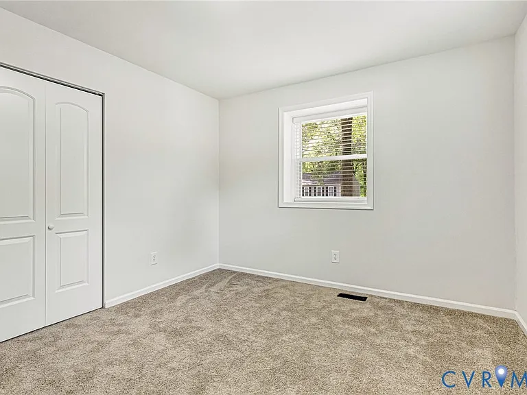 9015 Covewood Rd — Photo 14