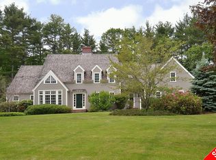 19 Berry Patch Ln, Boxford, MA 01921