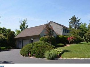 14 Charleston Dr, Skillman, NJ 08558