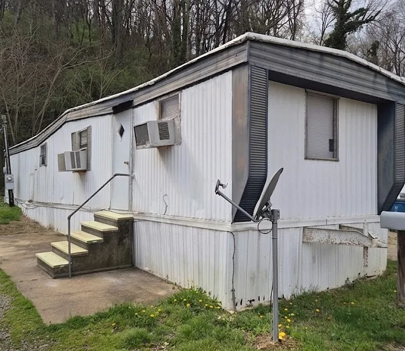 827 Signal Mountain Rd