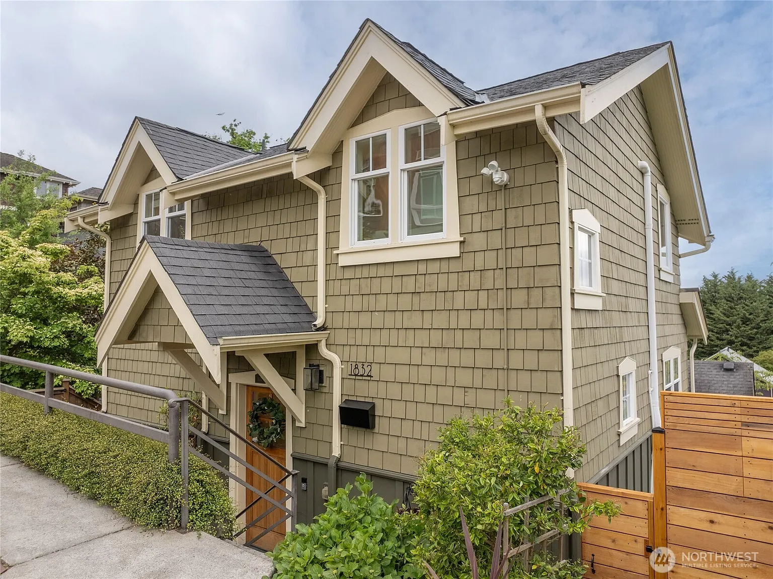 1832 12th Avenue W photo 1