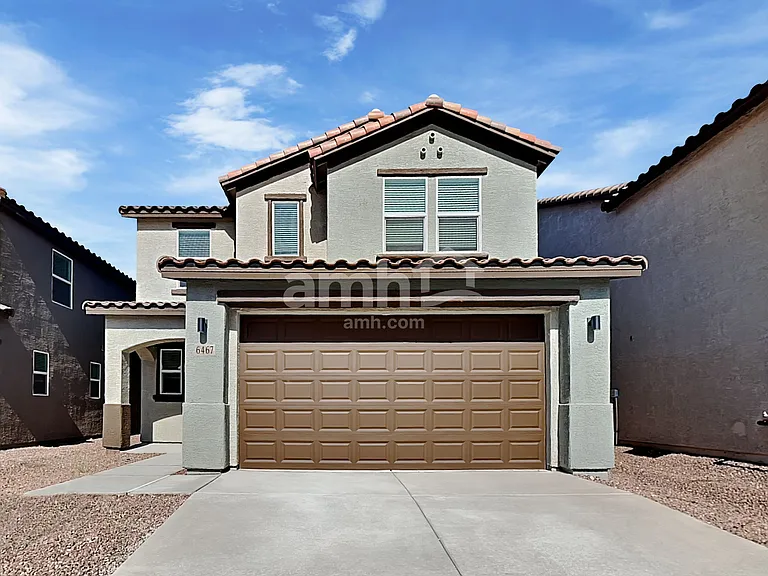 6467 E Corte Piramide — Photo 1