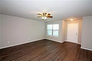 5003 SW Fieldstone Blvd - 2 — Photo 3