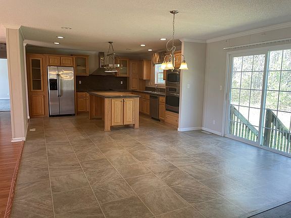 4th image of 2138 Cheyenne Dr
