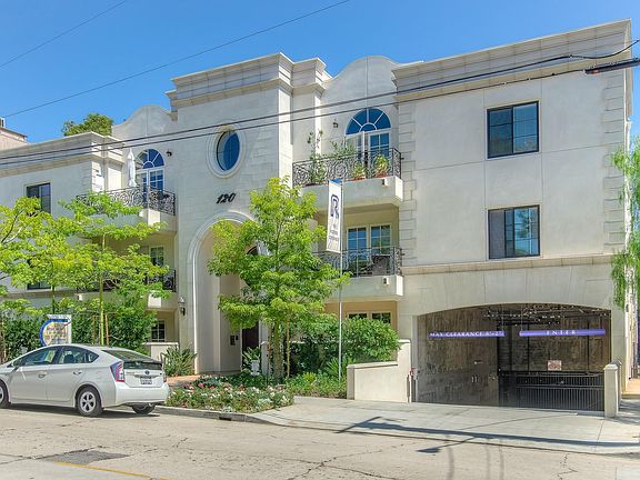 3rd image of 120 Granville Ave #202
