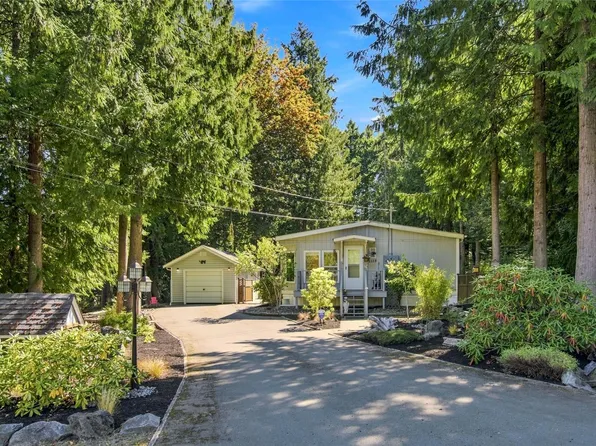 1115 Symons Cres, Nanaimo, BC V9K 1M8