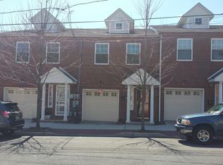 27 Spring St, Trenton, NJ 08618