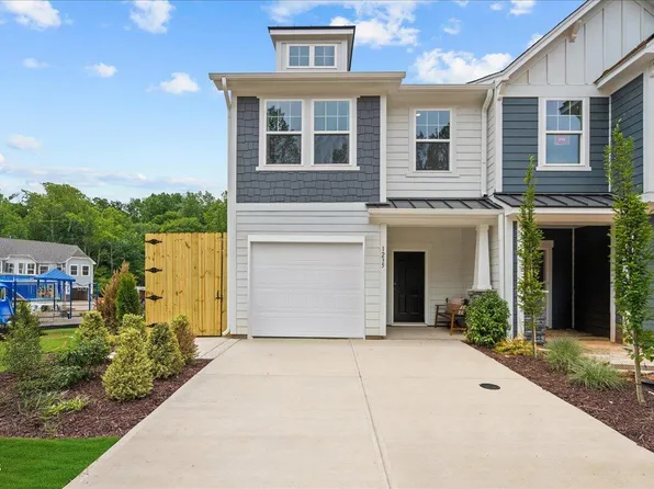 1269 Hammond Dr, Mebane, NC 27302