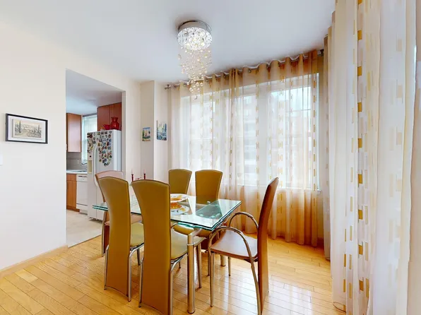 155 Oceana Drive East image 7 of 31