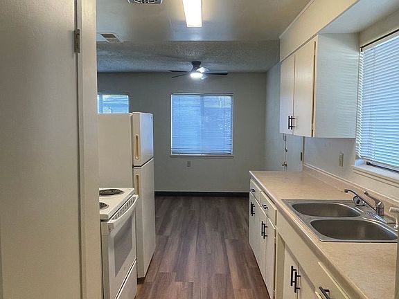 2nd image of 2190-2280 Athens Ave #2200