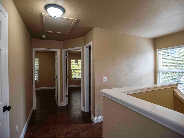 1566 N Dawn Dr — Photo 9