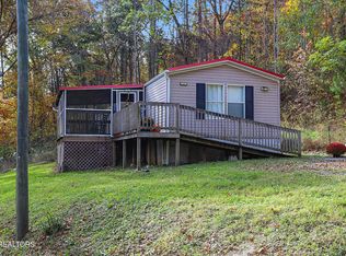 9829 Norris Fwy, Powell, TN 37849