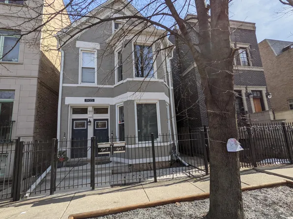 1935 N Oakley Ave, Chicago, IL