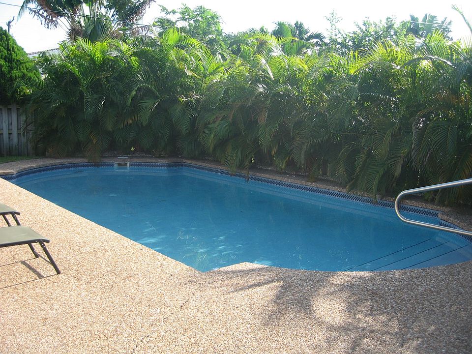 2nd image of 281 Allenwood Dr