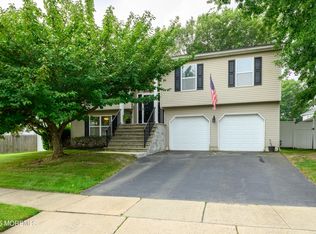 18 Fella St, Howell, NJ 07731