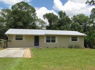 664 W Peniel Rd, Palatka, FL 32177