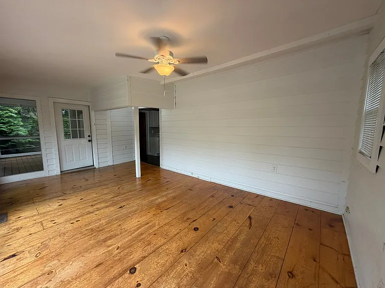 278 Toccoa Ave — Photo 17