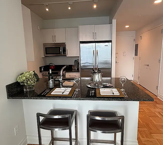1510 Lexington Ave #6N — Photo 6