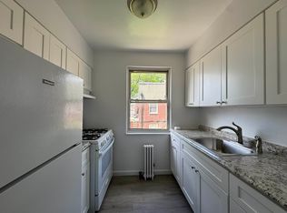 28-10 172nd St UNIT 2B, Flushing, NY 11358