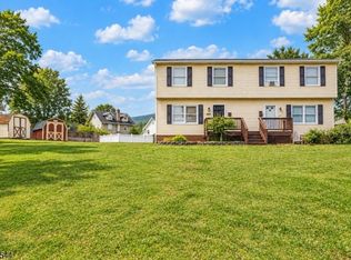 46A Walnut St, Pompton Lakes Boro, NJ 07442