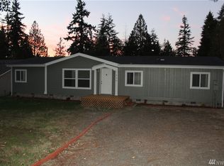 320 W Tahuyeh Dr, Bremerton, WA 98312