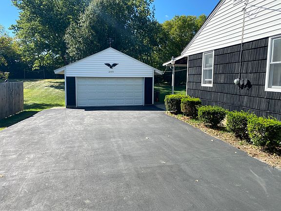 5th image of 265 S Xenia Dr