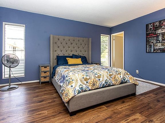 2nd image of 3724 Kelton Ave #4-1