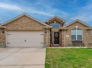 108 Eider Dr, Sanger, TX 76266